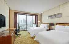 Шестиместный номер Deluxe с видом на город