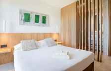 Двухместный номер Standard с частичным видом на море