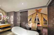 Четырёхместный люкс с 2 комнатами