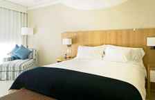 Двухместный номер Superior с балконом и с видом на бассейн