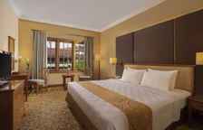 Двухместный номер Executive с видом на бассейн