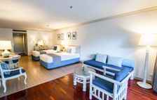 Трёхместный номер Standard с видом на сад