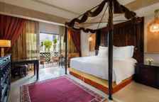 Двухместный номер Deluxe с видом на бассейн