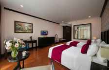 Двухместный номер Deluxe с видом на поле для гольфа