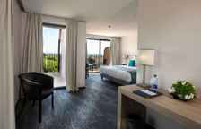 Трёхместный семейный номер Standard Дуплекс