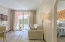 Люкс с видом на бассейн