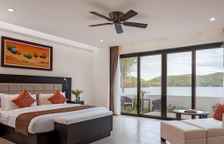 Двухместный номер Standard с видом на воду