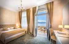 Двухместный номер Superior с балконом и с видом на море