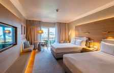 Четырёхместный номер Standard с частичным видом на океан