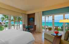 Двухместный полулюкс с балконом и с видом на океан