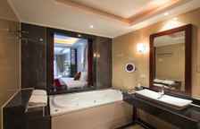 Люкс Posh Club Executive с видом на море