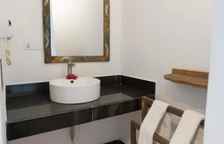 Одноместный люкс c 1 комнатой с видом на бассейн