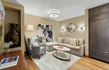 Четырёхместные апартаменты с 2 комнатами с балконом и с красивым видом из окна