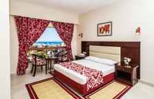 Двухместный номер Standard с видом на бассейн