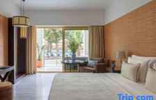 Двухместный номер Signature с доступом в бассейн