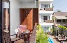 Двухместный люкс с видом на бассейн