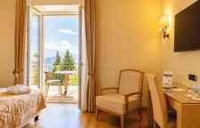 Номер Classic с видом на озеро