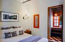 Двухместная вилла с балконом