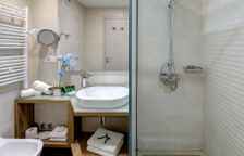 Люкс с балконом