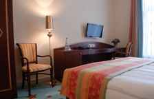 Двухместный номер Classic с видом на улицу