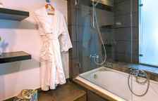 Одноместный номер Deluxe с видом на бассейн