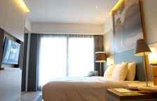 Двухместный номер с балконом и с видом на бассейн