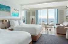 Четырёхместный номер с балконом и oceanfront