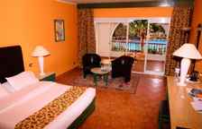 Двухместный номер Azur с видом на бассейн