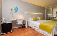 Двухместный номер Standard с видом на улицу