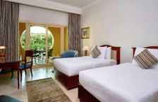 Двухместный номер Deluxe with garden & pool view