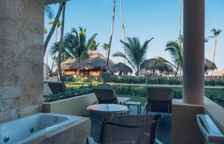 Полулюкс Near Beach