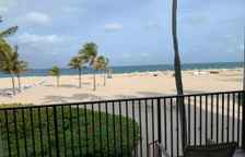 Одноместный люкс c 1 комнатой с видом на бассейн