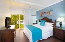 Люкс c 1 комнатой с видом на бассейн