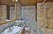 Двухместный коттедж