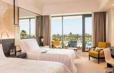 Двухместный номер Deluxe с балконом и с видом на море