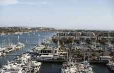 Двухместный полулюкс с балконом и с видом на гавань