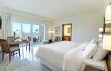 Двухместный номер Premium с балконом и с видом на океан