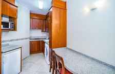 Студия с видом на бассейн