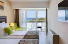 Двухместный номер Premium с балконом и с видом на море