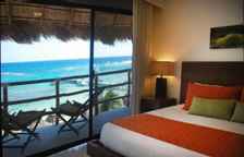 Четырёхместный люкс с видом на море