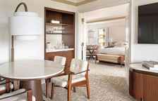 Двухместный люкс Executive с видом на озеро и бассейн