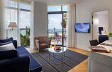 Одноместный номер Deluxe с балконом и с видом на город