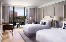 Четырёхместный номер Premium с балконом и с видом на город