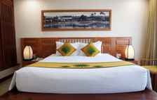 Трёхместный номер Deluxe с видом на сад