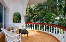 Номер Standard с балконом и с видом на реку