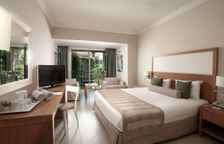 Bungalow room с видом на сад