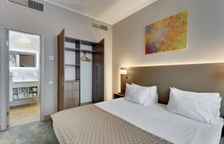 Люкс семейный на сторону залива (с 1.10 заезд в 17:00, выезд в 15:00)