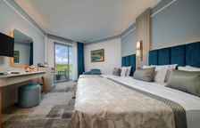 Трёхместный номер Standard с видом на сад