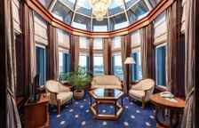 Двухместный люкс Royal с 3 комнатами с балконом и с видом на город