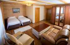 Четырёхместный номер Standard с 2 комнатами